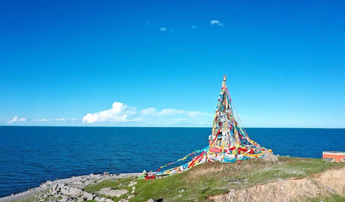 青海之声，尊敬的听众，亲爱的朋友们，共赴心灵之旅